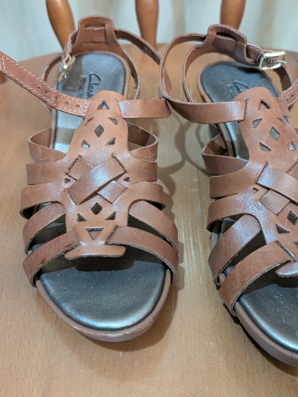 Clarks Brown Tan Leather Sandals